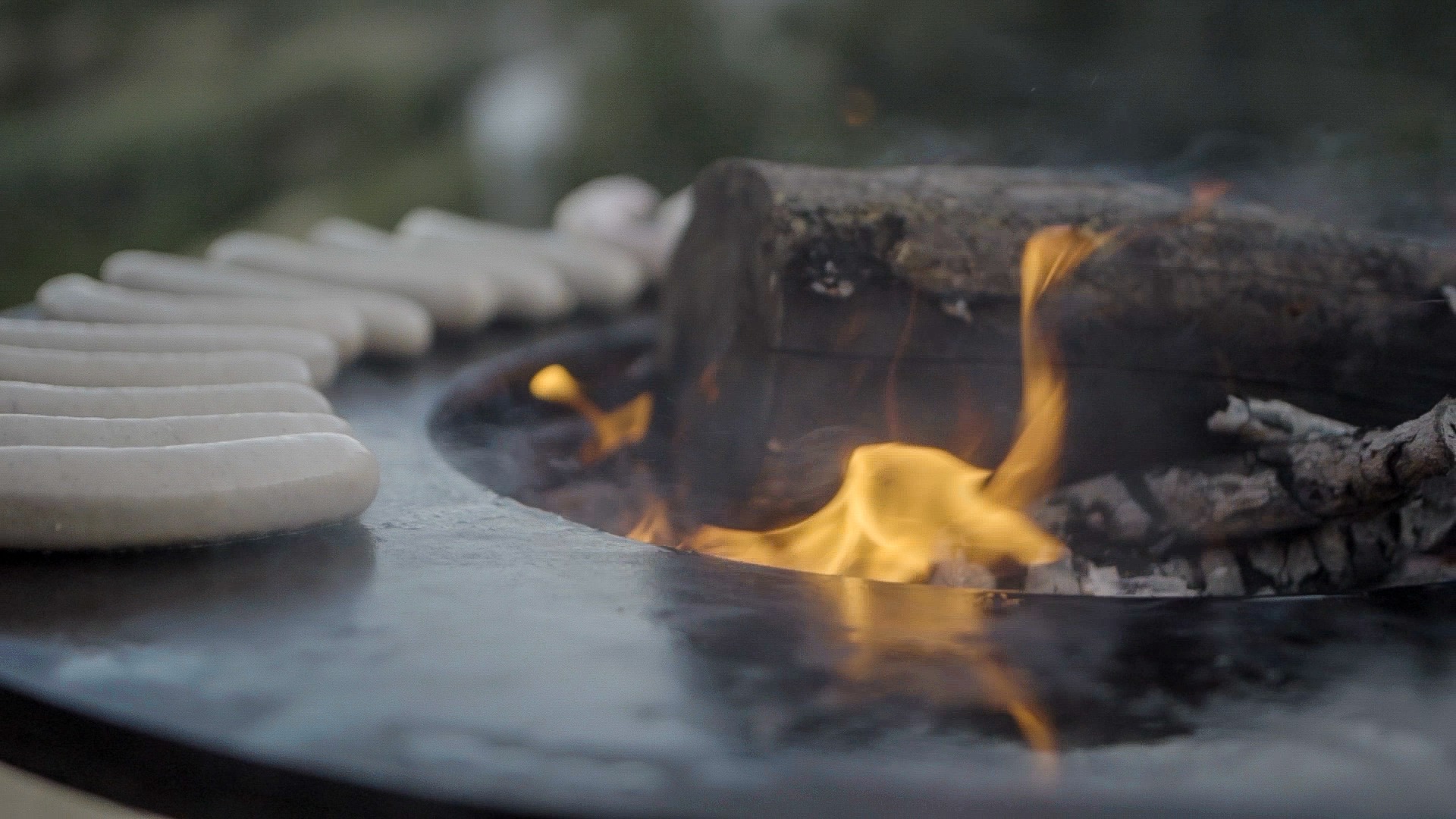 Barbecueavond rond het vuur bij Abeniss